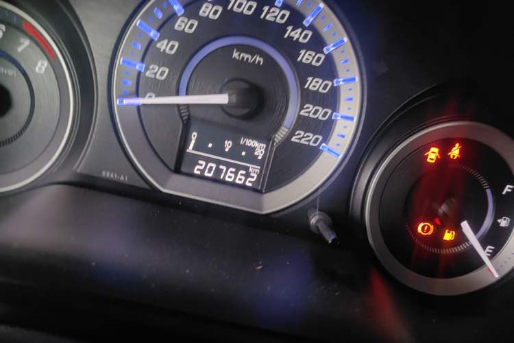 Used Honda City Classic 2014 Style 1.5L Manual Elite Edition Odometer Close Up