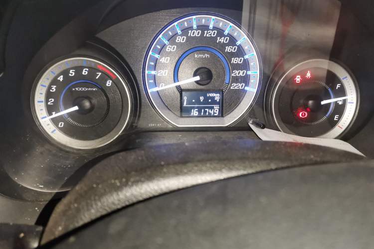 Used Honda City Classic 2014 Style 1.5L Manual Elite Edition Odometer Close Up
