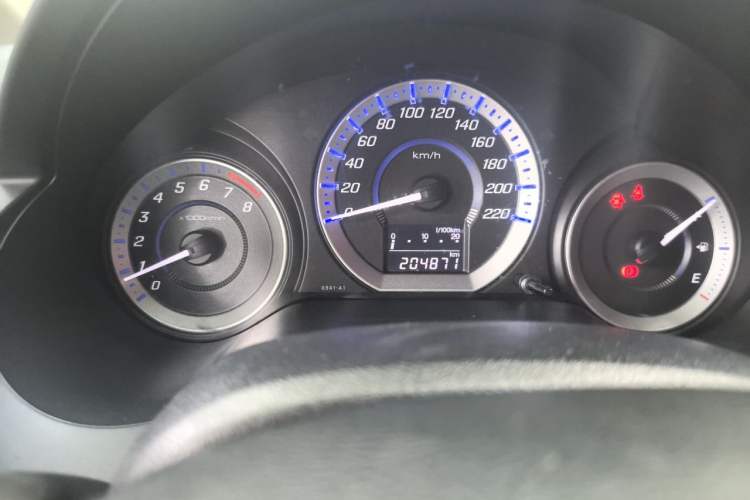 Used Honda City Classic 2014 Style 1.5L Manual Elite Edition Odometer Close Up