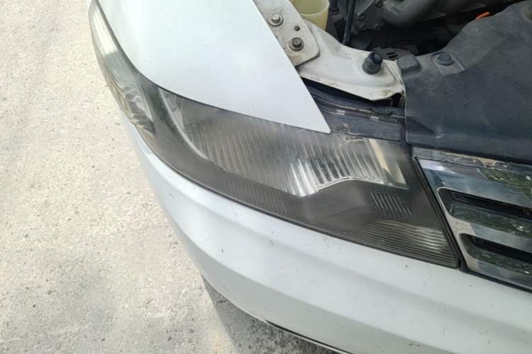 Used Honda City Classic 2014 Style 1.5L Automatic Elite Edition Right Front Headlight