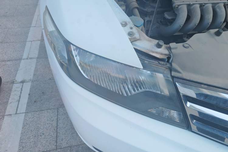 Used Honda City Classic 2014 Style 1.5L Manual Elite Edition Right Front Headlight
