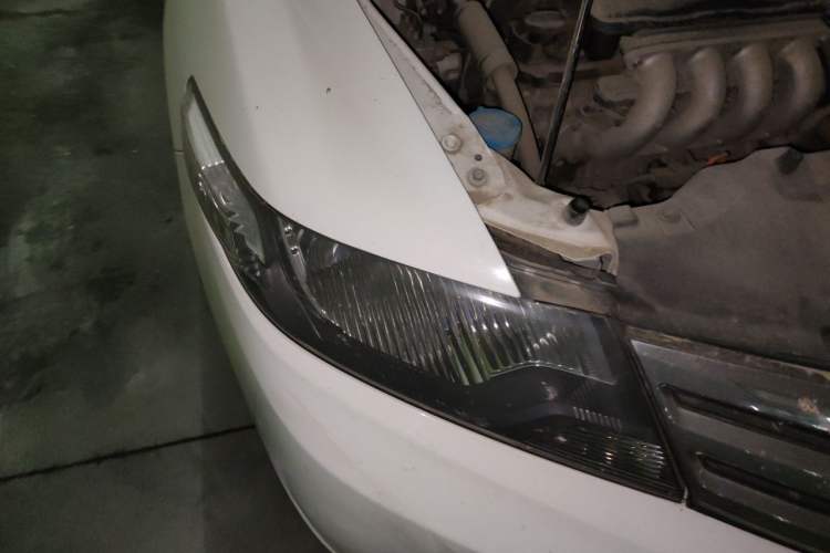 Used Honda City Classic 2014 Style 1.5L Automatic Elite Edition Right Front Headlight