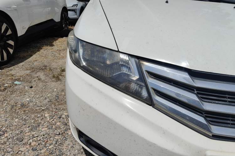 Used Honda City Classic 2014 Style 1.5L Automatic Elite Edition Right Front Headlight