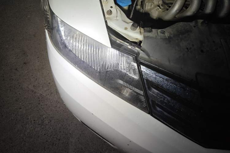 Used Honda City Classic 2014 Style 1.5L Manual Elite Edition Right Front Headlight