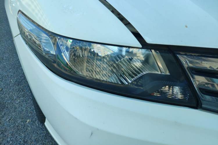 Used Honda City Classic 2014 Style 1.5L Manual Elite Edition Right Front Headlight