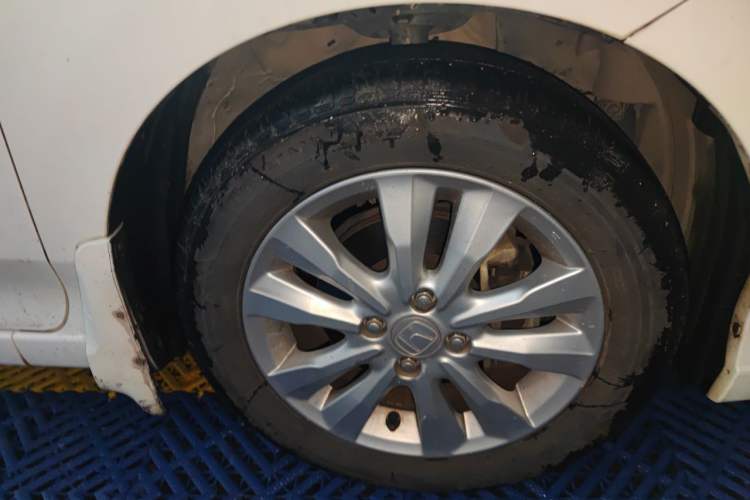 Used Honda City Classic 2014 Style 1.5L Automatic Elite Edition Right Front Wheel Hub