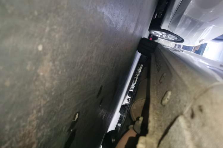 Used Honda City Classic 2014 Style 1.5L Automatic Elite Edition Right Side Sill