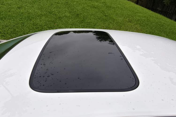 Used Honda City Classic 2014 Style 1.5L Automatic Elite Edition Roof