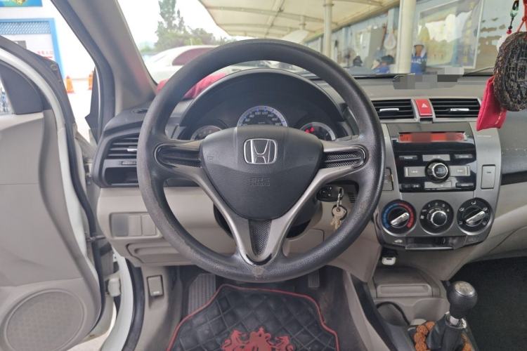 Used Honda City Classic 2014 Style 1.5L Manual Elite Edition Steering Wheel