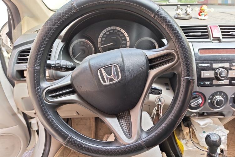 Used Honda City Classic 2014 Style 1.5L Manual Elite Edition Steering Wheel