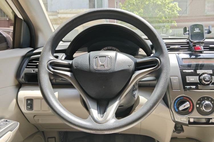 Used Honda City Classic 2014 Style 1.5L Manual Elite Edition Steering Wheel
