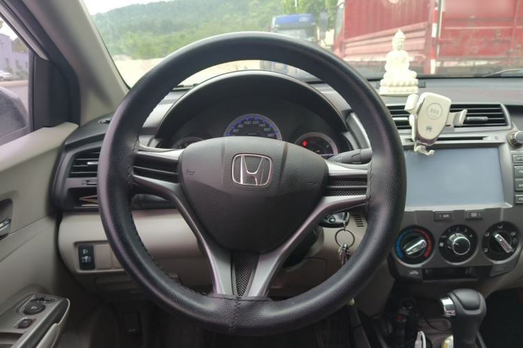 Used Honda City Classic 2014 Style 1.5L Automatic Elite Edition Steering Wheel
