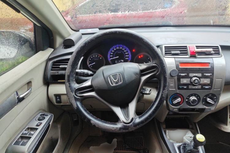 Used Honda City Classic 2014 Style 1.5L Manual Elite Edition Steering Wheel