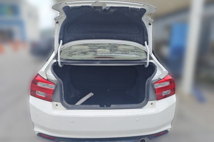 Used Honda City Classic 2014 Style 1.5L Manual Elite Edition Trunk