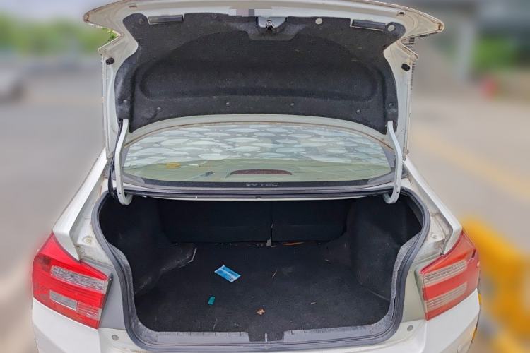 Used Honda City Classic 2014 Style 1.5L Manual Elite Edition Trunk