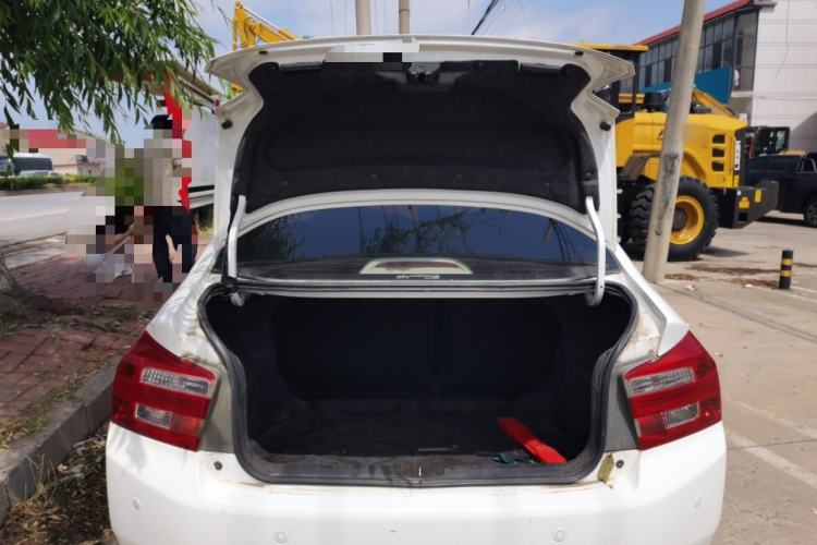 Used Honda City Classic 2014 Style 1.5L Automatic Elite Edition Trunk
