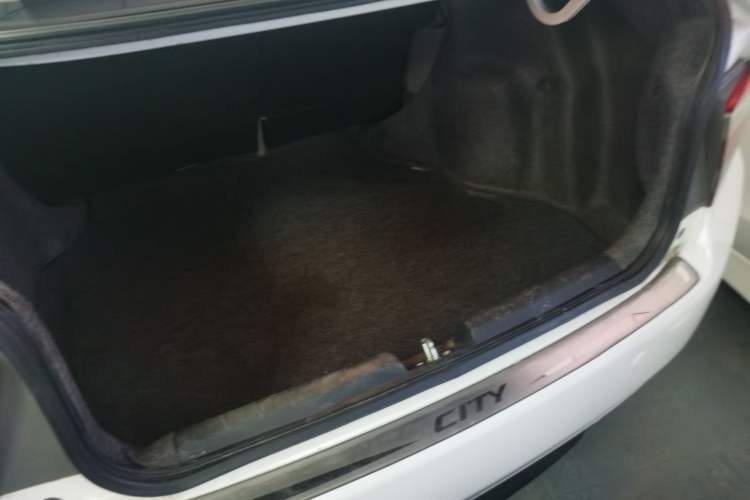 Used Honda City Classic 2014 Style 1.5L Automatic Elite Edition Trunk