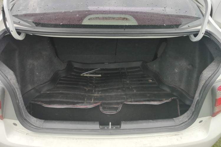 Used Honda City Classic 2014 Style 1.5L Automatic Elite Edition Trunk