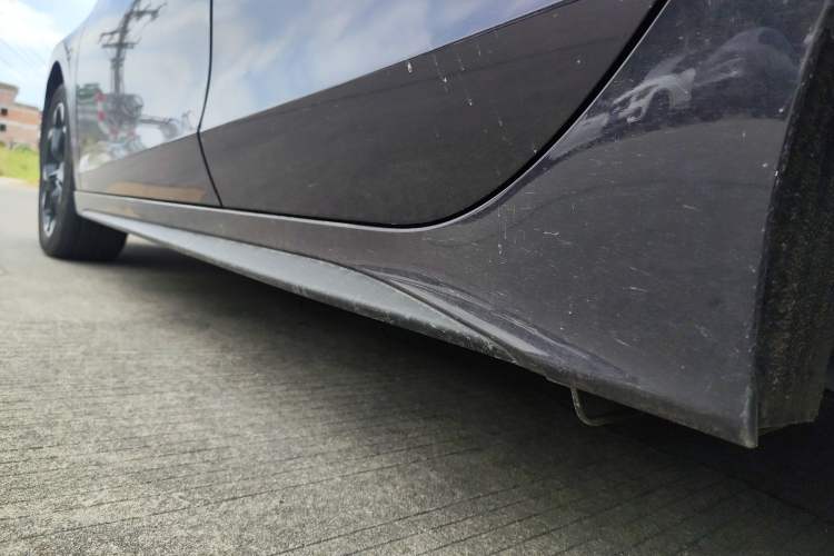 Used Honda Civic 2023 HATCHBACK 240TURBO CVT Extreme Edition Left Side Sill