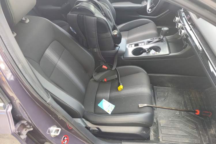 Used Honda Civic 2023 HATCHBACK 240TURBO CVT Extreme Edition Right Front Seat