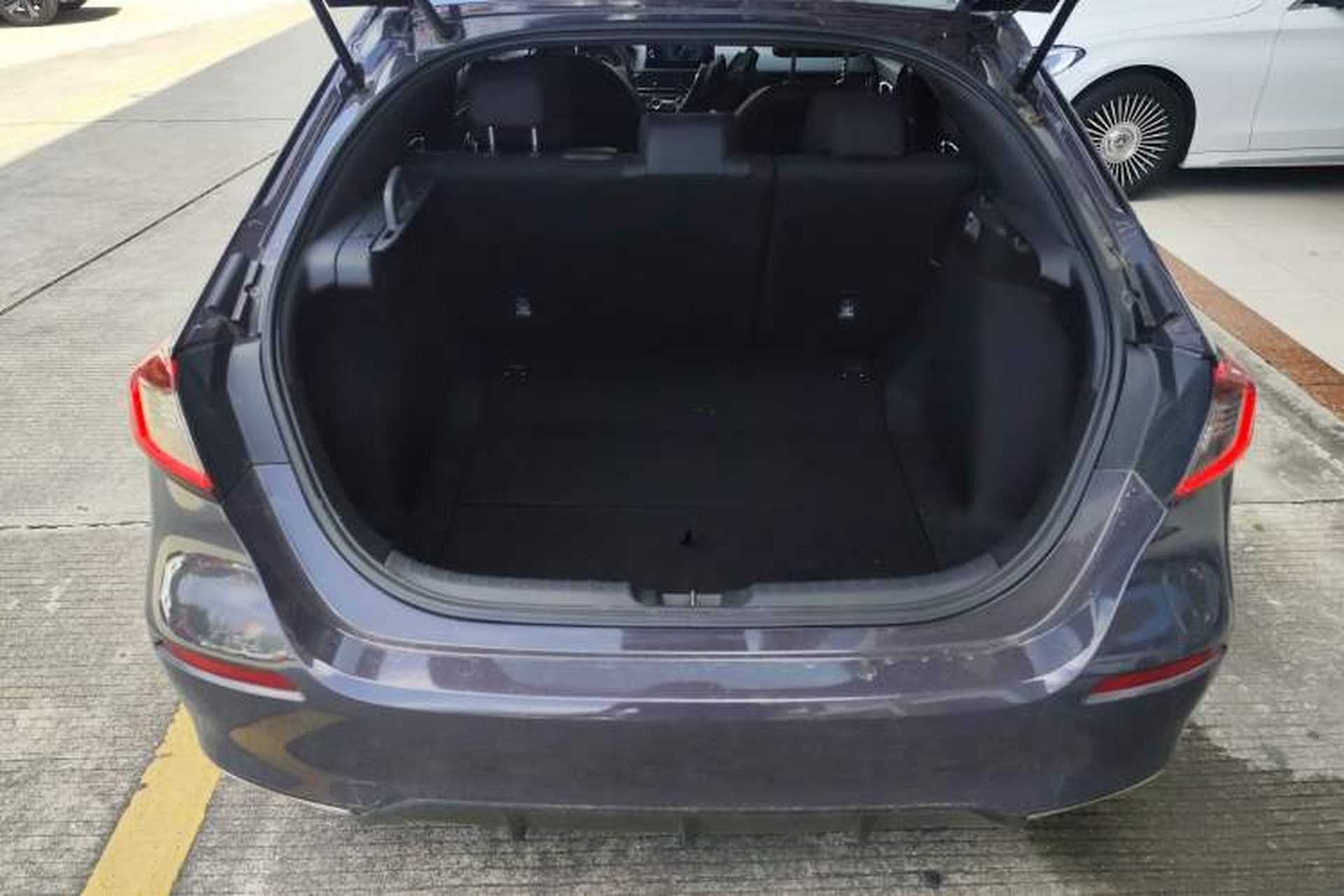 Used Honda Civic 2023 HATCHBACK 240TURBO CVT Extreme Edition Trunk