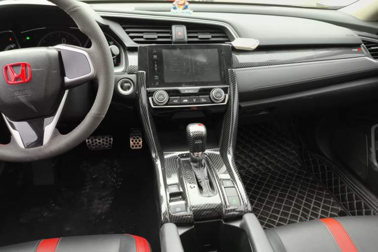 Used Honda Civic 2019 220TURBO CVT Dynamic Edition China V Emission Standard Audio And AC Panel