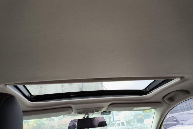 Used Honda Civic 2019 220TURBO CVT Dynamic Edition China V Emission Standard Headliner