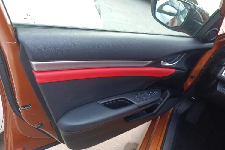 Used Honda Civic 2016 220TURBO CVT Luxury Edition Left Front Door Interior