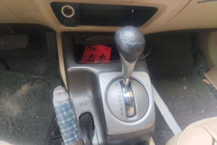 Used Honda Civic 2006 1.8L Automatic Luxury Edition Gear Lever