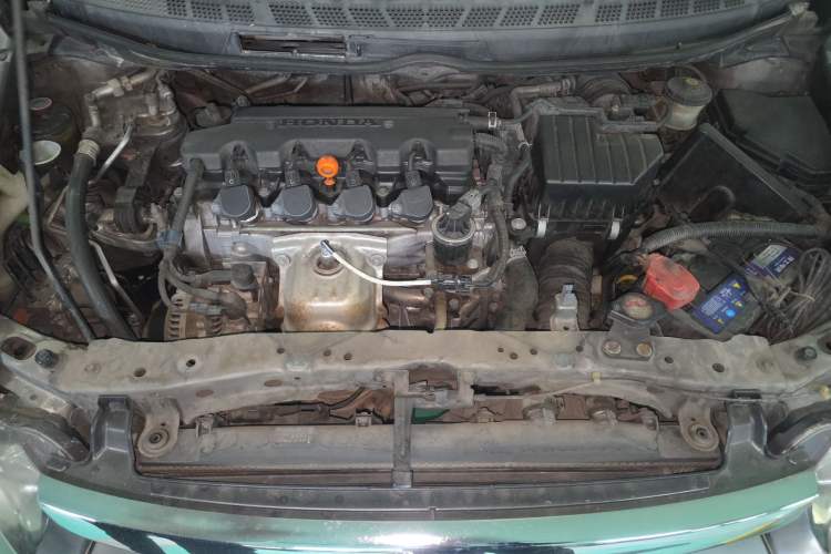 Used Honda Civic 2006 1.8L Automatic Luxury Edition Engine Bay
