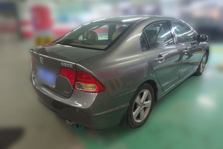 Used Honda Civic 2006 1.8L Automatic Luxury Edition Rear Right 45 Deg