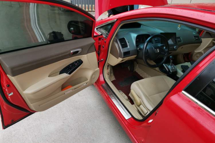 Used Honda Civic 2006 1.8L Automatic Classic Edition Driver Seat