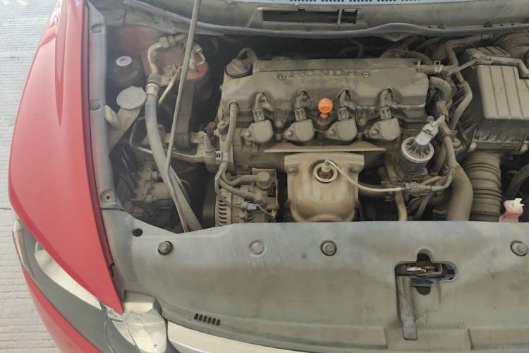 Used Honda Civic 2006 1.8L Automatic Luxury Edition Engine Bay Right