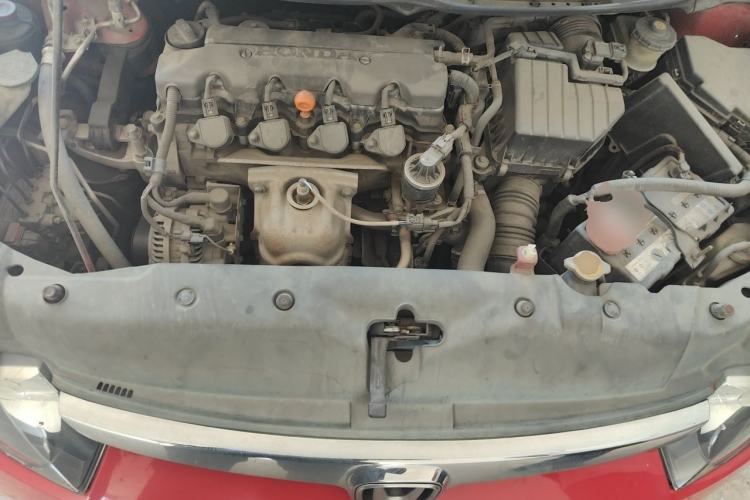 Used Honda Civic 2006 1.8L Automatic Luxury Edition Engine Bay