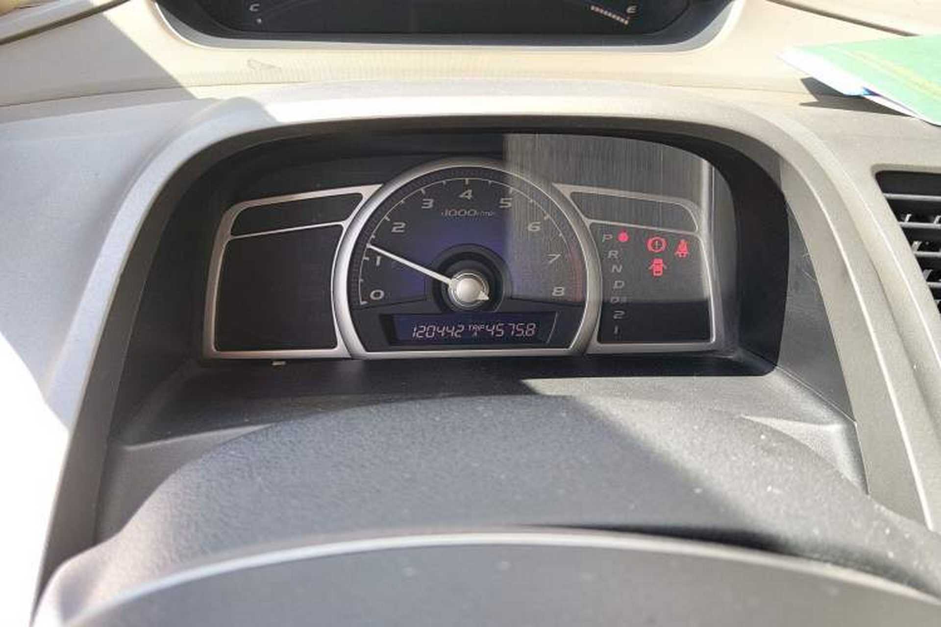 Used Honda Civic 2006 1.8L Automatic Luxury Edition Instrument Cluster