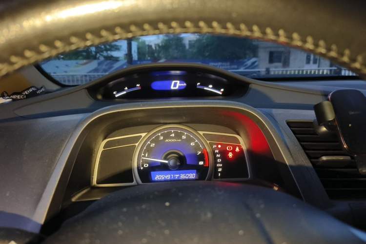 Used Honda Civic 2006 1.8L Automatic Luxury Edition Instrument Cluster