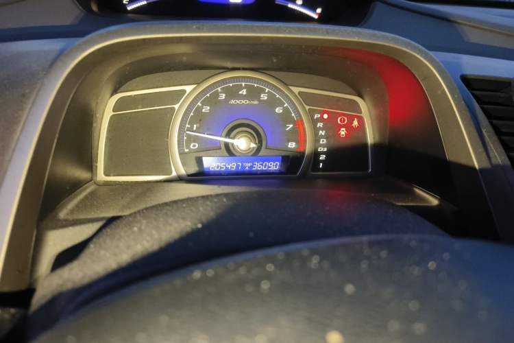 Used Honda Civic 2006 1.8L Automatic Luxury Edition Odometer Close Up