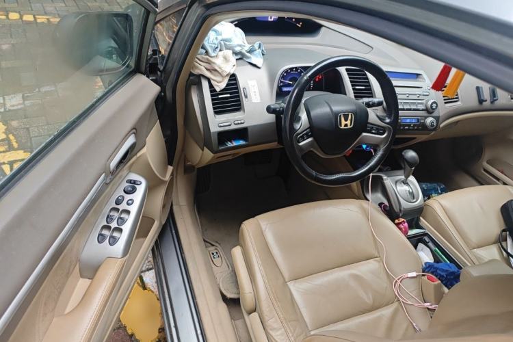 Used Honda Civic 2006 1.8L Automatic Luxury Edition Driver Seat