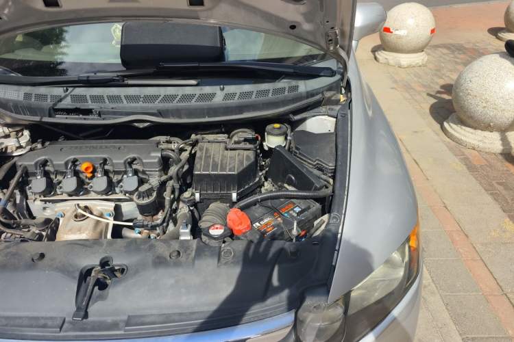Used Honda Civic 2006 1.8L Automatic Classic Edition Engine Bay Left
