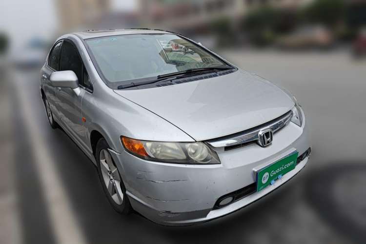 Used Honda Civic 2006 1.8L Automatic Luxury Edition Front Right 45 Deg