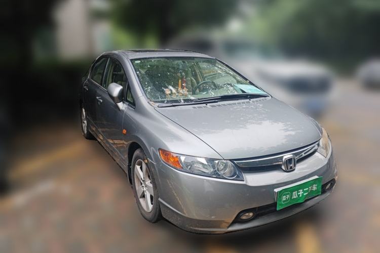 Used Honda Civic 2006 1.8L Automatic Luxury Edition Front Right 45 Deg
