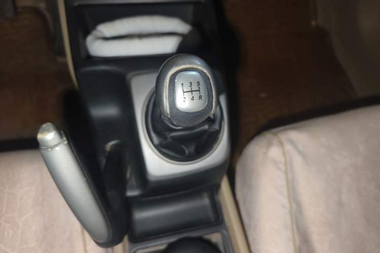 Used Honda Civic 2006 1.8L Manual Classic Edition Gear Lever