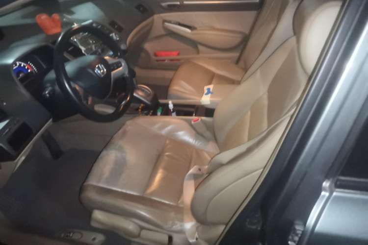 Used Honda Civic 2006 1.8L Automatic Luxury Edition Left Front Seat