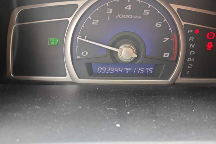 Used Honda Civic 2006 1.8L Automatic Luxury Edition Odometer Close Up