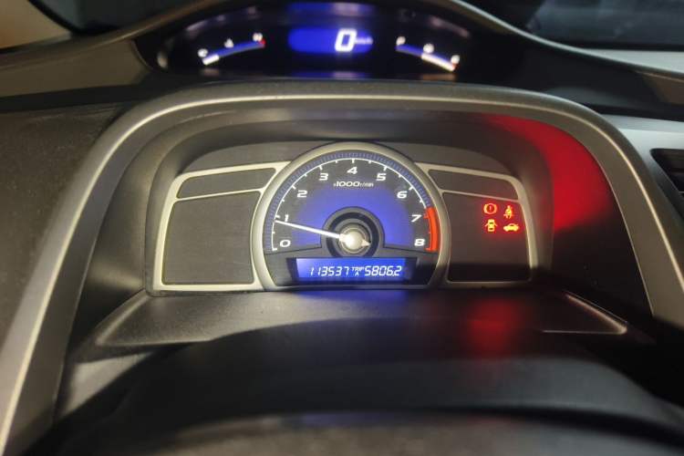 Used Honda Civic 2006 1.8L Manual Classic Edition Odometer Close Up