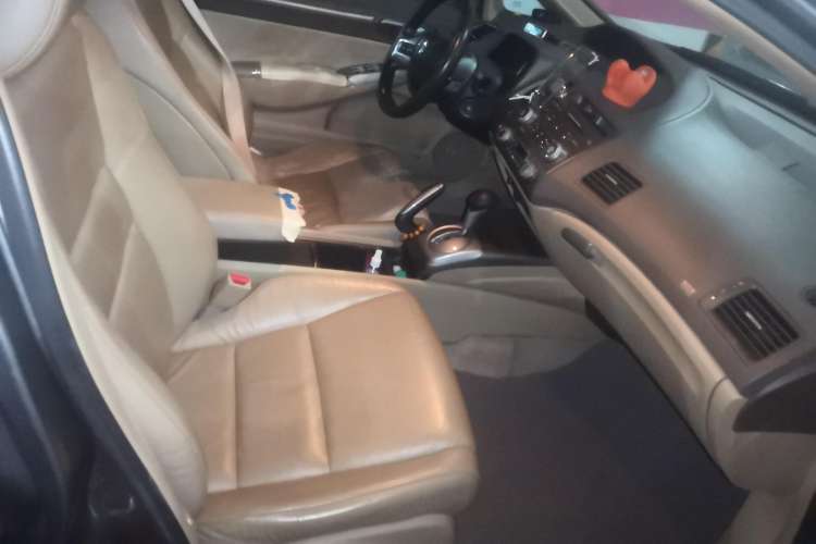 Used Honda Civic 2006 1.8L Automatic Luxury Edition Right Front Seat