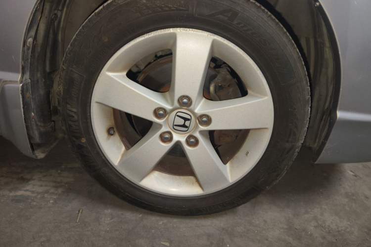 Used Honda Civic 2006 1.8L Manual Classic Edition Right Front Wheel Hub