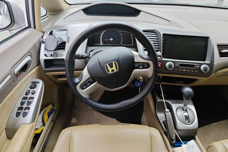 Used Honda Civic 2006 1.8L Automatic Luxury Edition Steering Wheel
