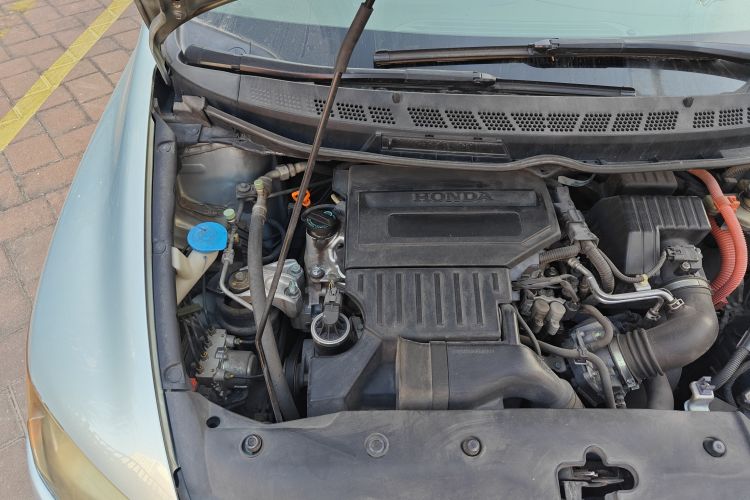 Used Honda Civic 2007 1.3L hybrid version Engine Bay Right