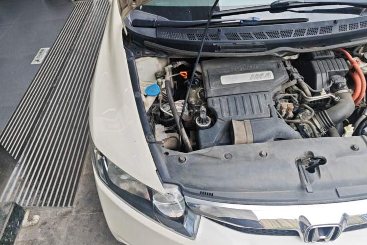 Used Honda Civic 2007 1.3L hybrid version Engine Bay Right